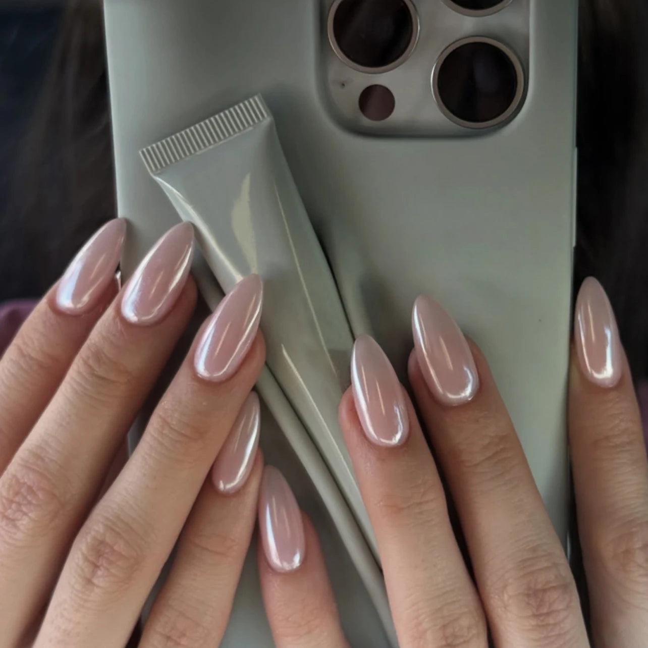 24Pcs Short Oval Head Blush Pink Press on Nails with Simple Designs Almond Nails Wearable Acrylic Full Cover Nail Tips with Glue