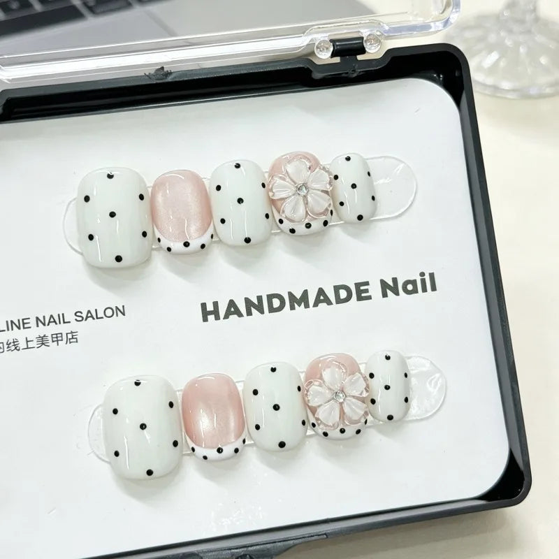 10Pcs Handmade Nail Cat-Eye Gel Nails with Polka Dot French Design High-Quality Press-On Nails Perfect As Gifts for Girls