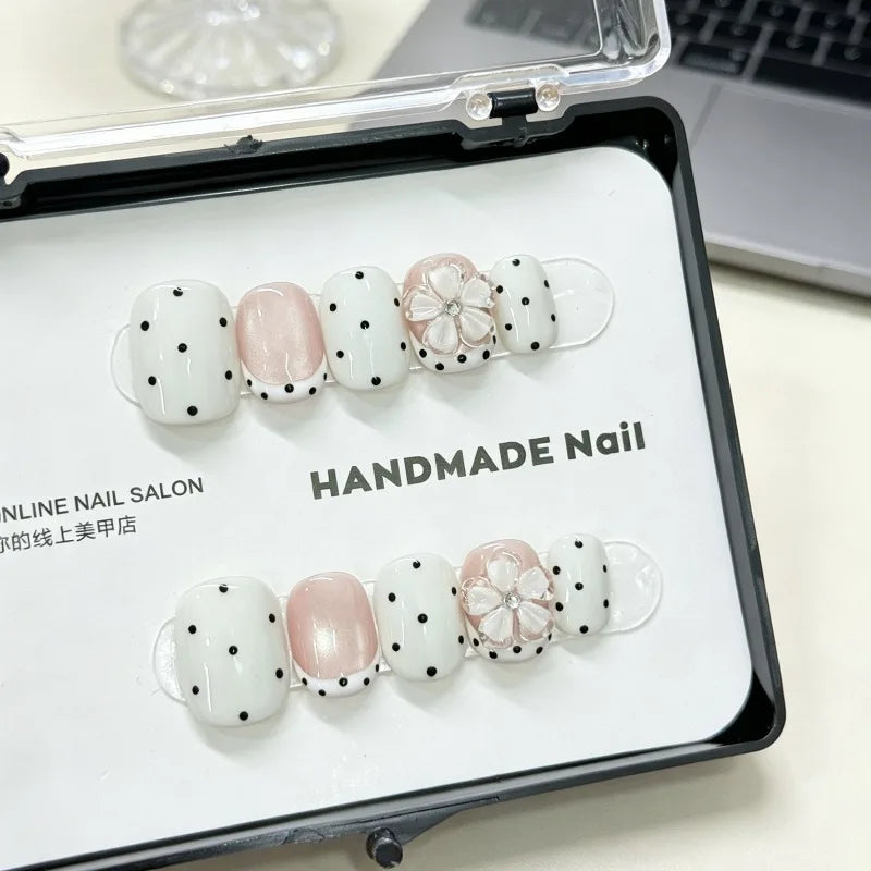 10Pcs Handmade Nail Cat-Eye Gel Nails with Polka Dot French Design High-Quality Press-On Nails Perfect As Gifts for Girls